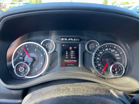 Certified 2025 RAM 2500 Big Horn AWD/4WD image 14