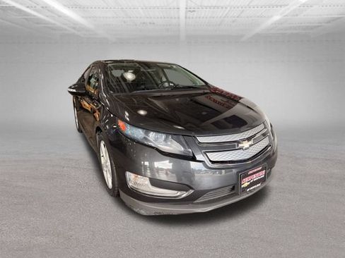 Used 2014 Chevrolet Volt w/ Enhanced Safety Package 1 FWD image 3