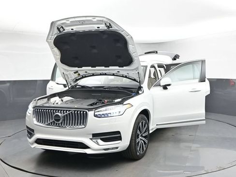 Used 2024 Volvo XC90 B5 Core w/ Protection Package Premier AWD/4WD image 51