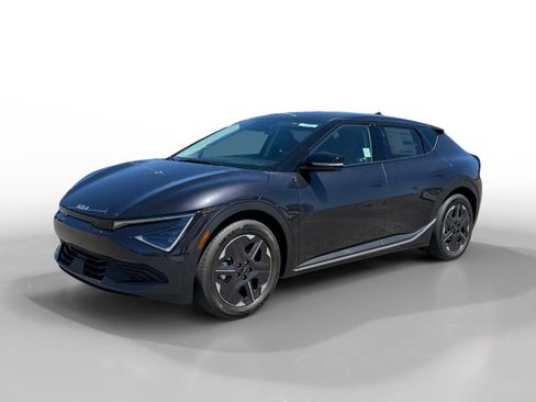 New 2026 Kia EV6 Light RWD image 1
