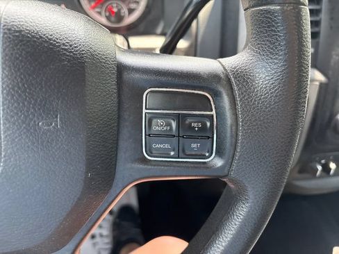 Used 2018 RAM 2500 Tradesman w/ Chrome Appearance Group AWD/4WD image 12