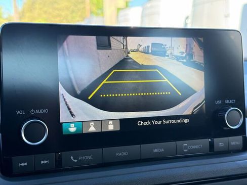 Used 2025 Honda Accord LX image 22