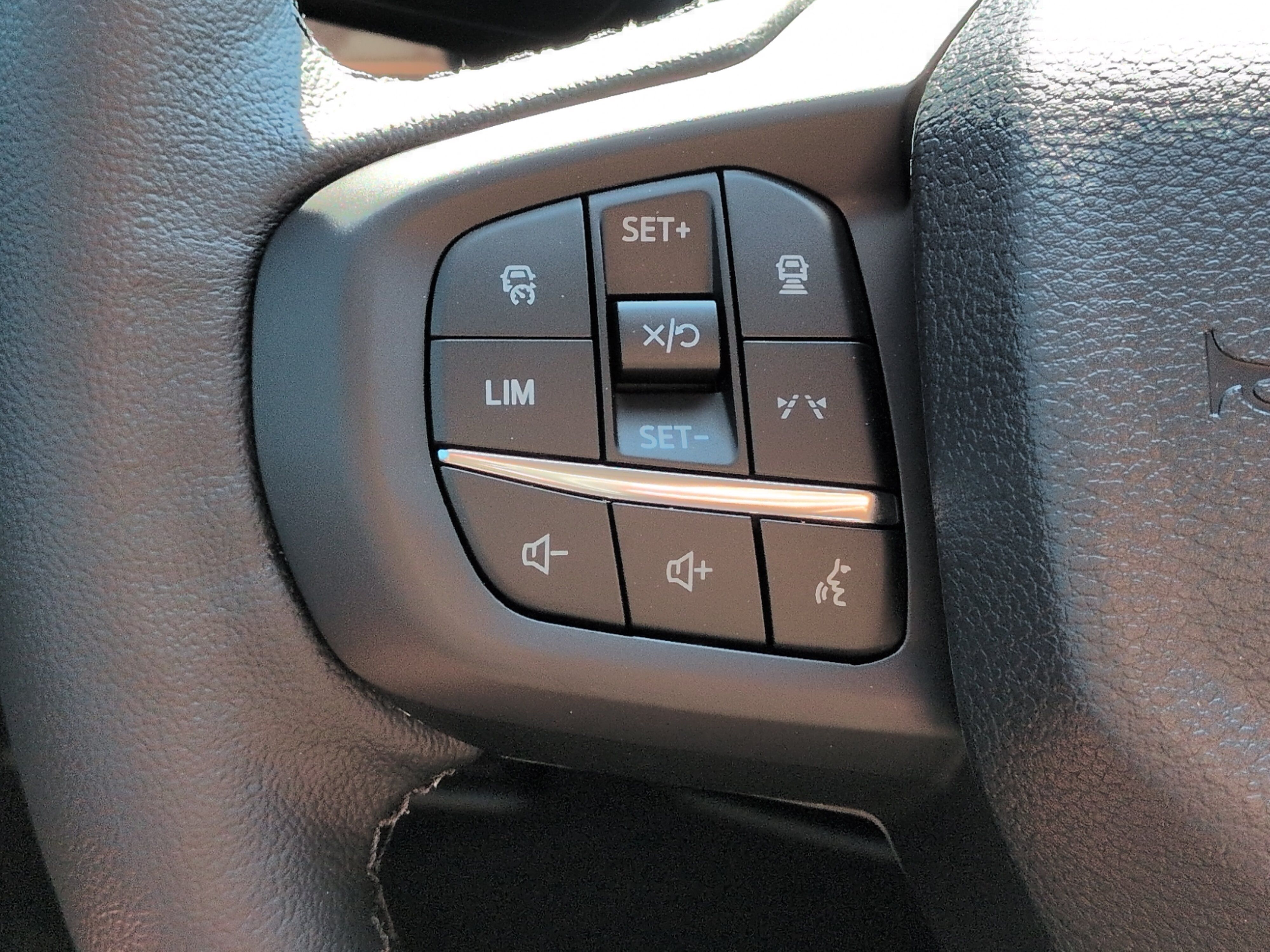New 2026 Ford Ranger Lariat w/ FX4 Off-Road Package AWD/4WD image 23