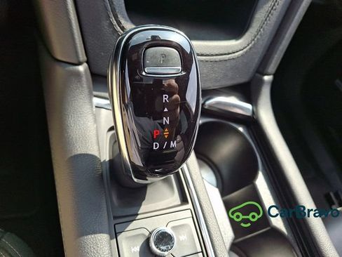 Certified 2024 Cadillac XT6 Premium Luxury AWD/4WD image 16