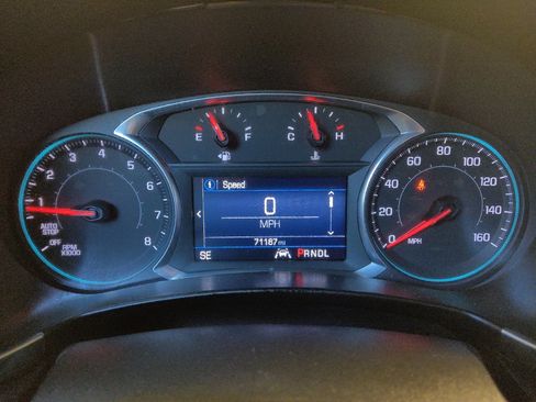 Used 2021 Chevrolet Equinox LT AWD/4WD image 23