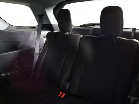 Used 2022 Ford Explorer XLT image 29