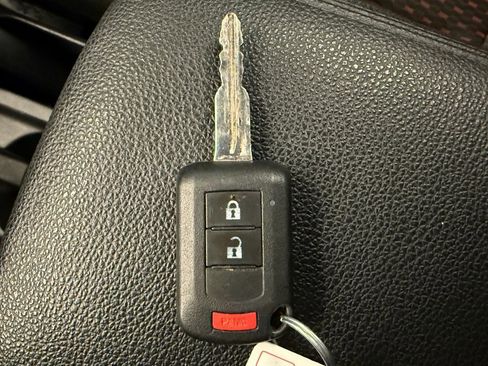 Used 2018 Mitsubishi Outlander Sport LE image 15