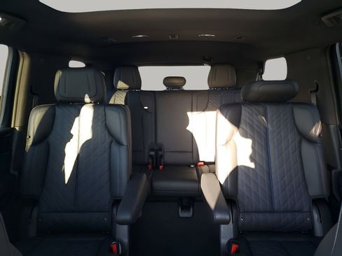 New 2026 Cadillac Escalade IQL Luxury image 44