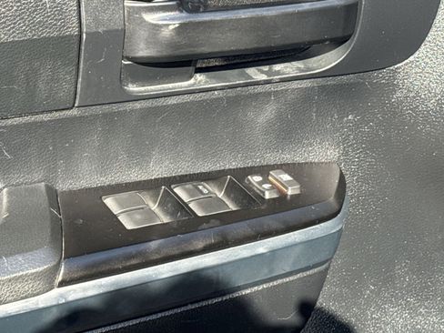 Used 2019 Toyota Tundra SR AWD/4WD image 19