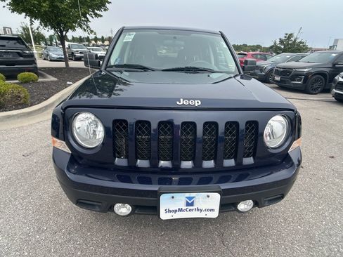 Used 2012 Jeep Patriot Sport image 2