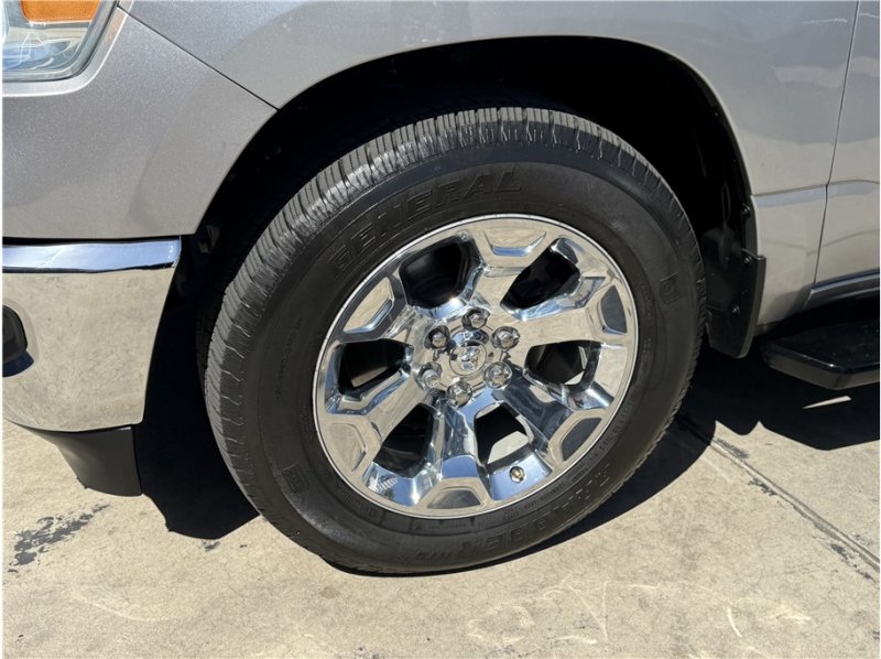 Used 2021 RAM 1500 Big Horn RWD image 12