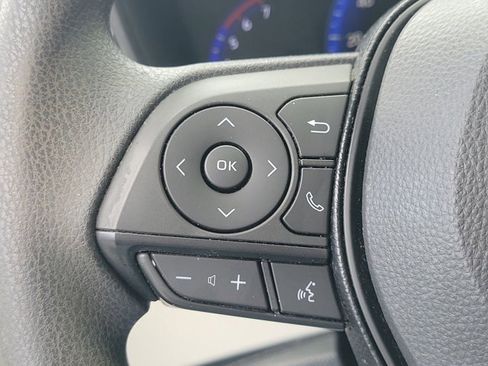 Used 2020 Toyota Corolla LE image 30