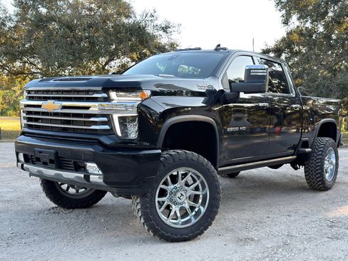 Used 2023 Chevrolet Silverado 2500 High Country w/ Safety Package II image 76