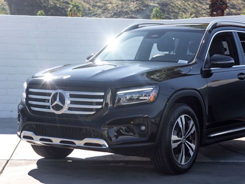 Used 2025 Mercedes-Benz GLB 250 image 6