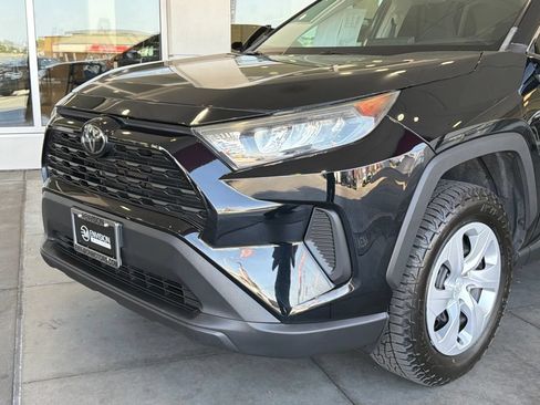 Certified 2021 Toyota RAV4 LE FWD image 3