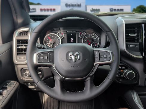 Used 2025 RAM 1500 Big Horn AWD/4WD image 18