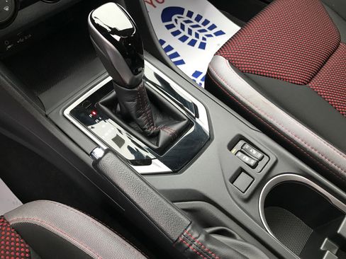 Used 2022 Subaru Impreza 2.0i Sport image 24