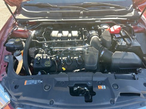 Used 2017 Ford Taurus SEL w/ Equipment Group 201A image 21