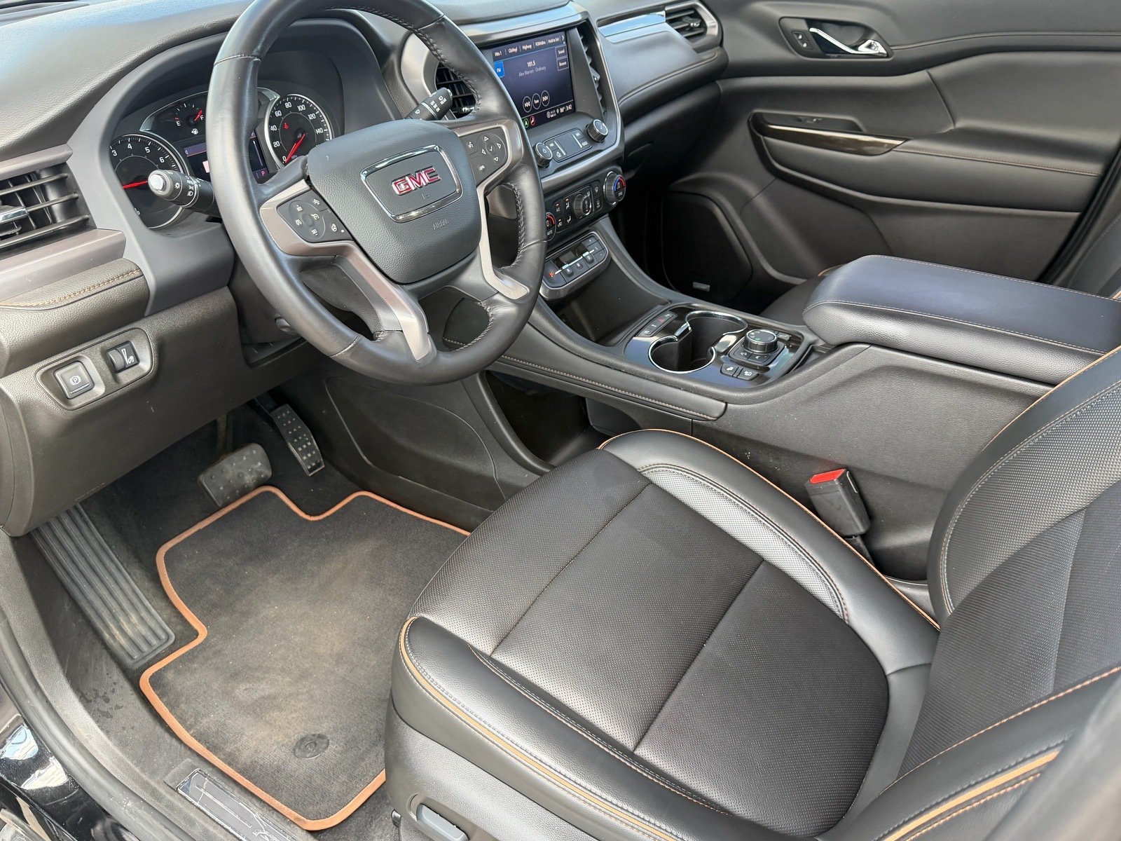 Used 2022 GMC Acadia AT4 w/ Preferred Package AWD/4WD image 20