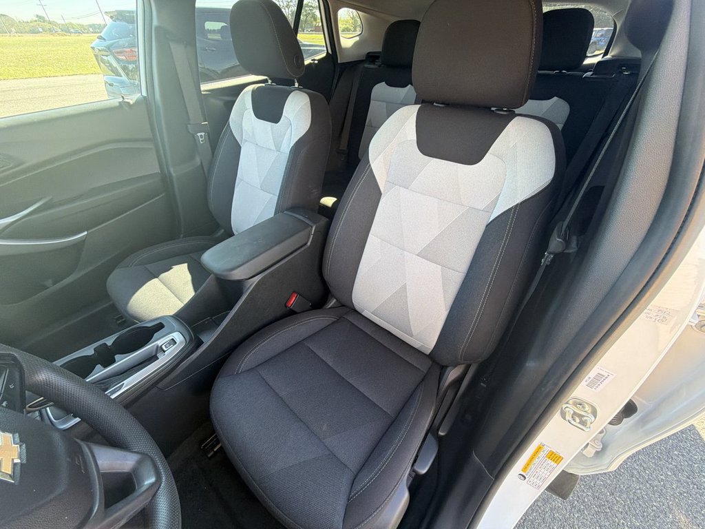 Certified 2026 Chevrolet Trax LS FWD image 18