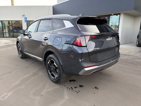 New 2026 Kia Sportage EX image 8