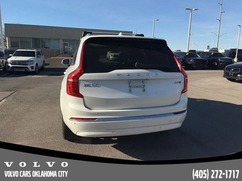 Certified 2023 Volvo XC90 B5 Plus image 6