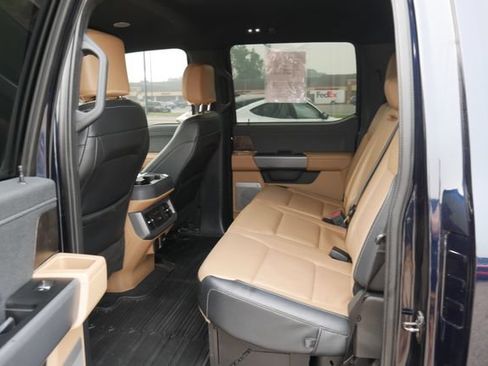 Used 2023 Ford F450 Lariat w/ Lariat Ultimate Package AWD/4WD image 26