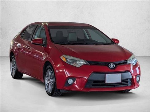 Used 2014 Toyota Corolla LE FWD image 3