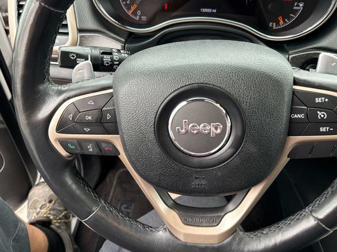 Used 2015 Jeep Grand Cherokee Limited w/ Luxury Group II AWD/4WD image 27