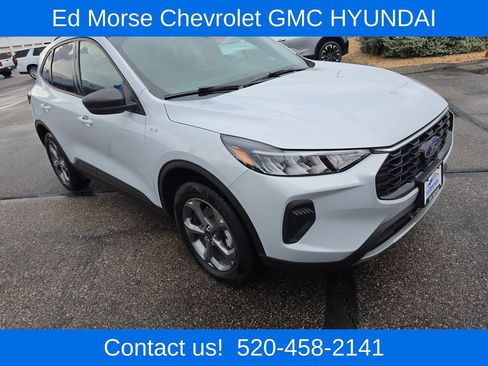 Used 2025 Ford Escape ST-Line AWD/4WD image 8