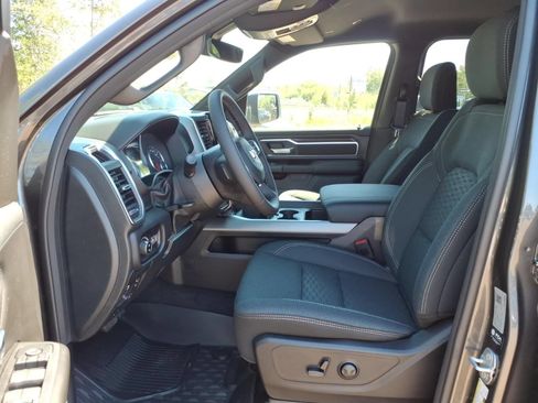 New 2026 RAM 1500 4x4 Crew Cab image 11