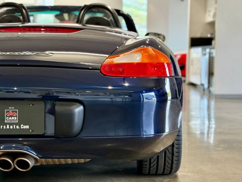 Used 2001 Porsche Boxster S image 9