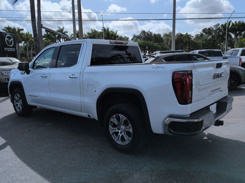Used 2025 GMC Sierra 1500 SLT AWD/4WD image 7