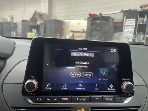 Used 2025 Nissan Altima 2.5 S image 17