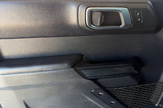Used 2025 Ford Bronco Outer Banks AWD/4WD image 11