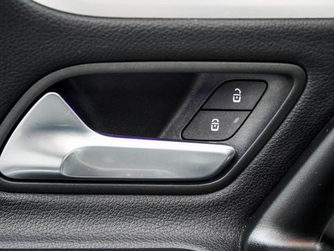 Used 2025 Mercedes-Benz CLA 250 image 44