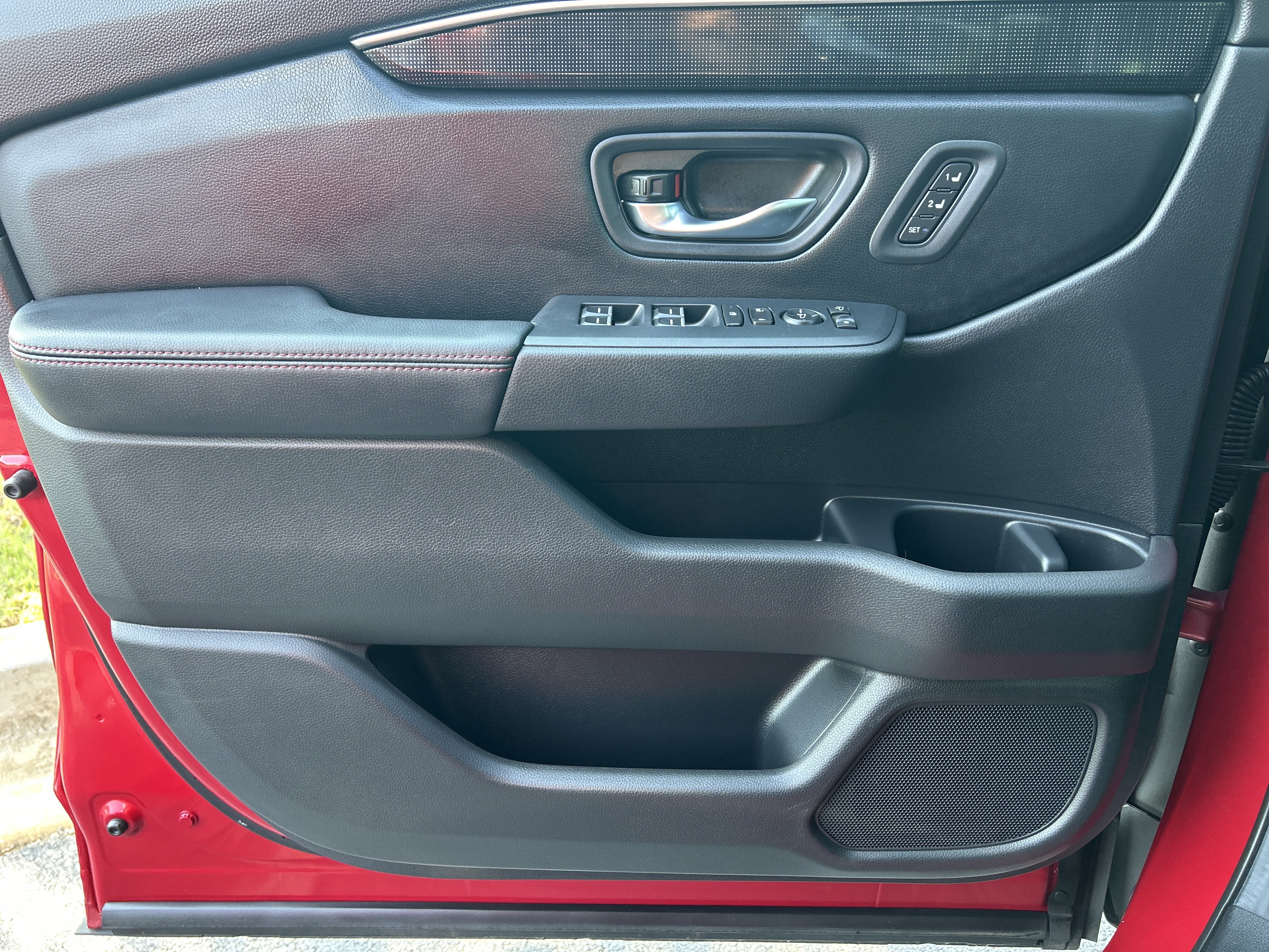 Certified 2025 Honda Pilot Black Edition image 22