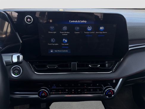 Used 2025 Chevrolet Equinox RS w/ Safety and Technology Package image 16