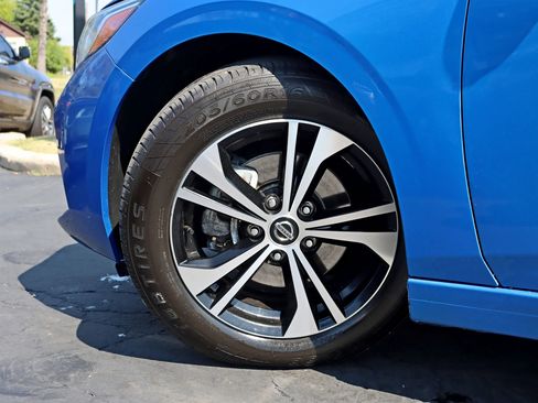 Used 2020 Nissan Sentra SV image 14