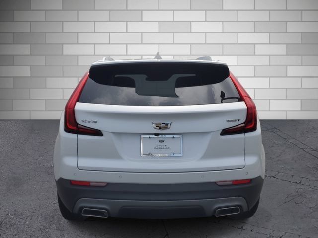 Certified 2022 Cadillac XT4 Premium Luxury w/ Safety Alert Package FWD image 5