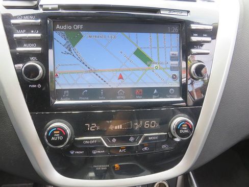Used 2018 Nissan Murano SL AWD/4WD image 17