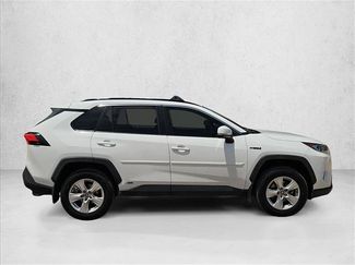 Used 2021 Toyota RAV4 XLE AWD/4WD video 4