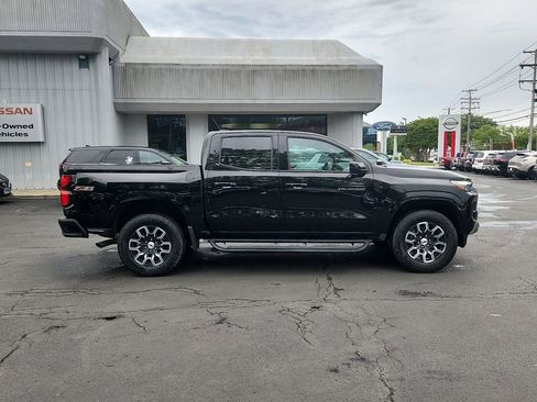 Used 2023 Chevrolet Colorado Z71 w/ Z71 Convenience Package 2 AWD/4WD image 7