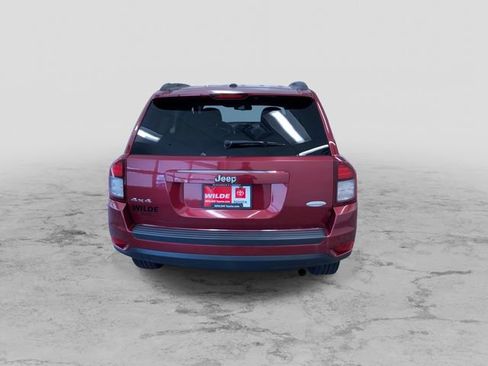Used 2016 Jeep Compass Latitude AWD/4WD image 9
