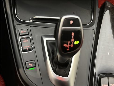 Used 2017 BMW 430i xDrive Convertible image 24