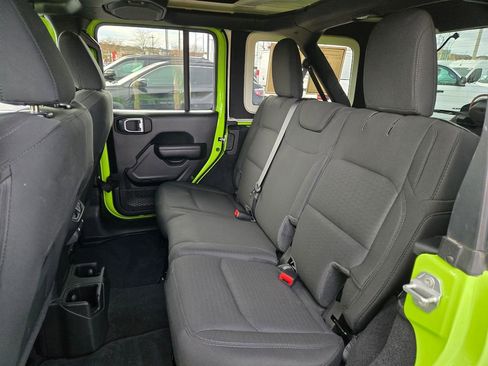 Used 2021 Jeep Wrangler Unlimited Sport image 30