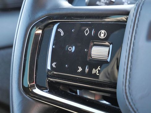 Used 2024 Land Rover Range Rover Sport Dynamic SE image 34