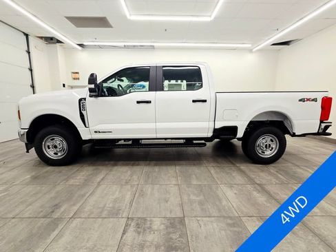 New 2026 Ford F250 XL w/ XL Chrome Package AWD/4WD image 2