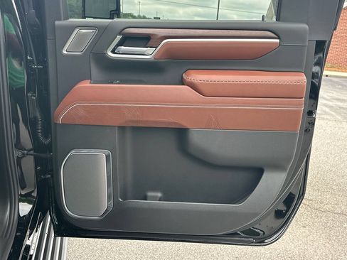 New 2026 GMC Sierra 2500 Denali Ultimate AWD/4WD image 17