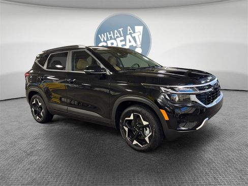 Certified 2025 Kia Seltos EX w/ EX Sunroof Package image 1